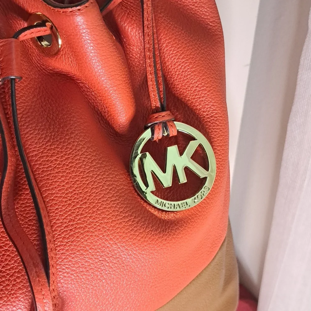 SOLD ๐ NEW Michael Kors Orange & Brown Soft Pebble Leather Shoulder Bag - Picture 6 of 13